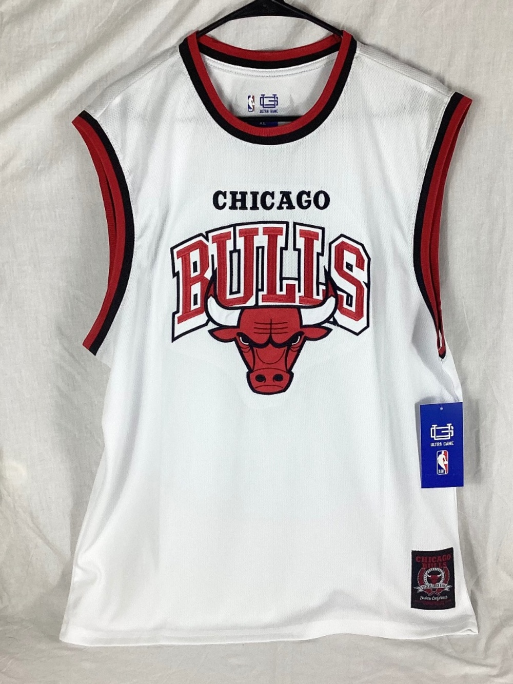 NBA Chicago Bulls Jersey Mens XL White Embroidered Ultra Game NEW  New with tags
